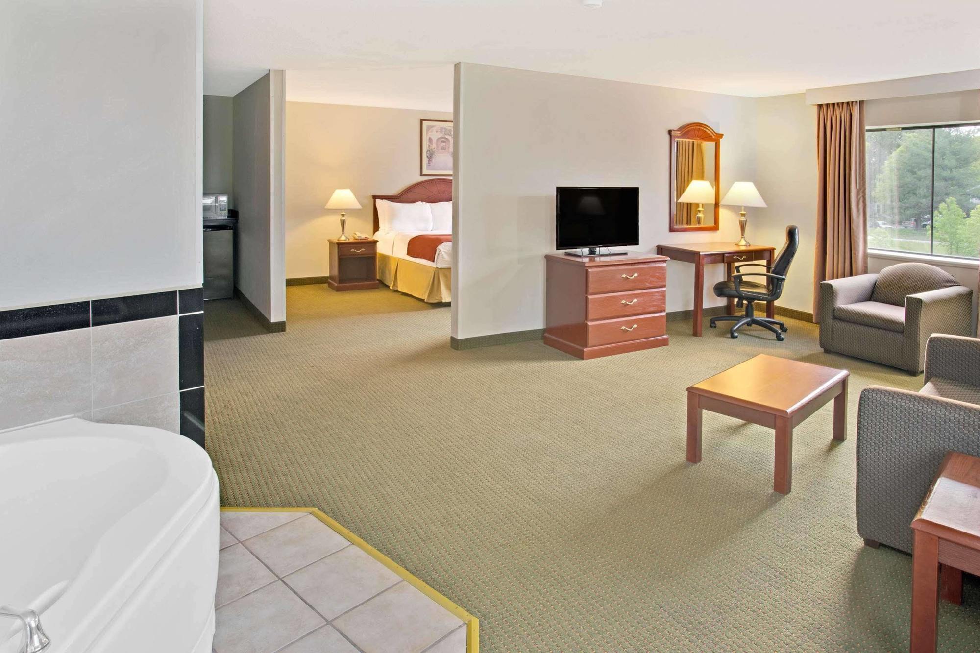 Days Inn & Suites By Wyndham Laurel Near Fort Meade Luaran gambar